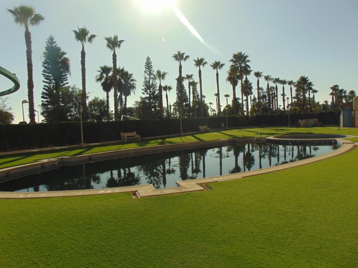 Apartamentos Varios Con 2 Dorm En Marina Dor , La Playa De Amplaries 47 , Vista Lateral Al Mar 奥罗佩萨德尔马 外观 照片