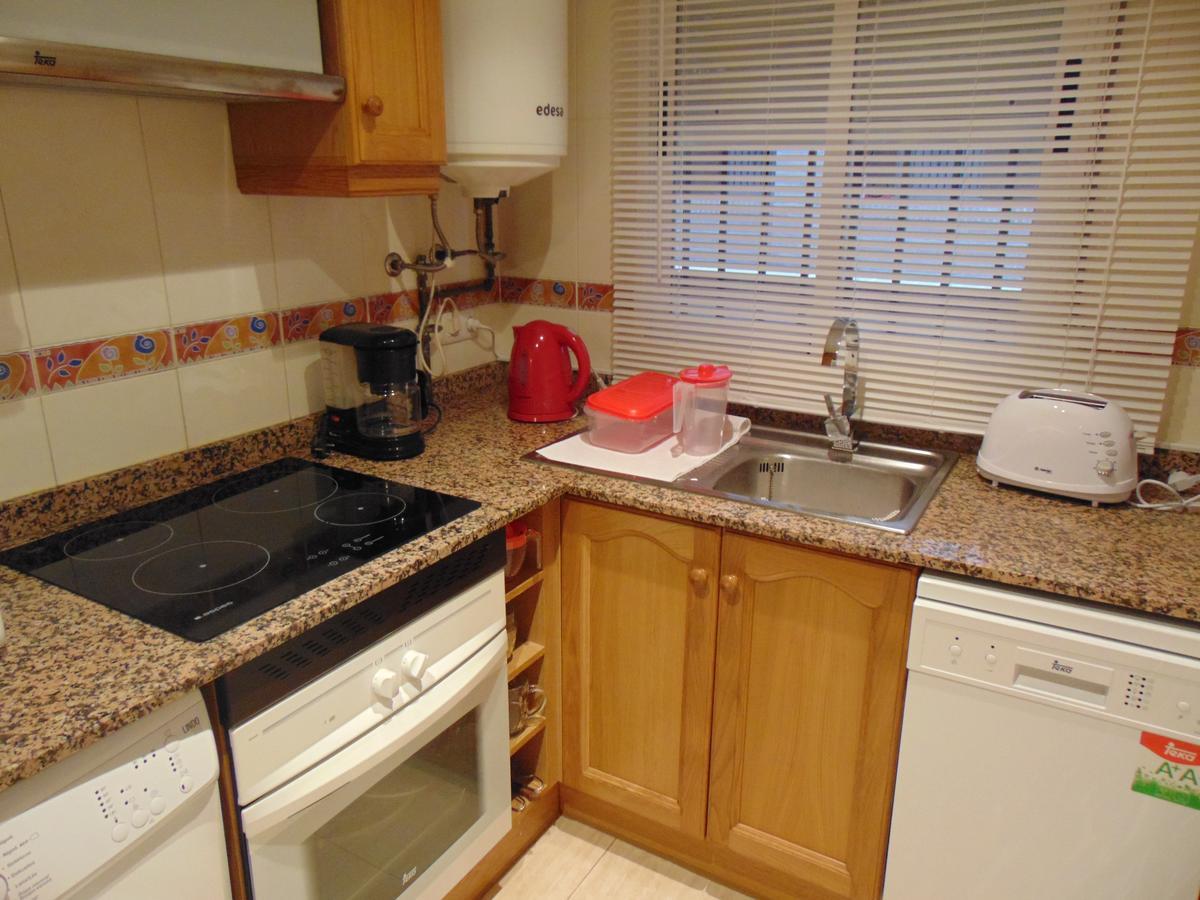 Apartamentos Varios Con 2 Dorm En Marina Dor , La Playa De Amplaries 47 , Vista Lateral Al Mar 奥罗佩萨德尔马 外观 照片