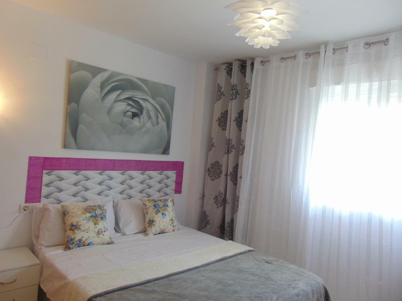 Apartamentos Varios Con 2 Dorm En Marina Dor , La Playa De Amplaries 47 , Vista Lateral Al Mar 奥罗佩萨德尔马 外观 照片